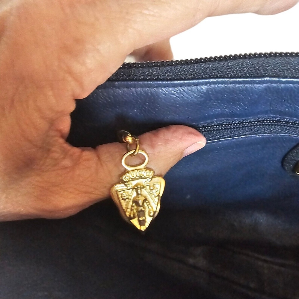 Gucci Beige and Black GG Monogram Pouch - Picture 14 of 16